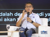 Foto: Ketua Komisi XI DPR Mukhamad Misbakhun saat menyampaikan pemaparan dalam Jogja Financial Festival 2026 di Jogja Expo Center (JEC), Yogyakarta, DIY, Sabtu (23/5/2026). (CNBC Indonesia/Faisal Rahman)