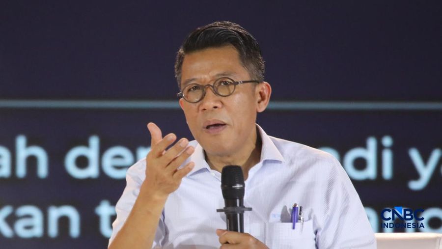 Ketua Komisi XI DPR RI, Mukhamad Misbakhun saat menyampaikan pemaparan dalam Jogja Financial Festival 2026 di Jogja Expo Center (JEC), Yogyakarta, DIY, Sabtu (23/5/2026). (CNBC Indonesia/Faisal Rahman)