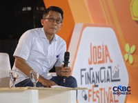 Ketua Komisi XI DPR RI, Mukhamad Misbakhun saat menyampaikan pemaparan dalam Jogja Financial Festival 2026 di Jogja Expo Center (JEC), Yogyakarta, DIY, Sabtu (23/5/2026). (CNBC Indonesia/Faisal Rahman)