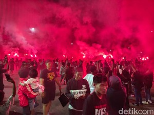 Persis Solo Terdegradasi, Suporter Minta Owner Tanggung Jawab!