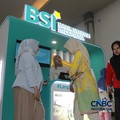 Suasana booth Bank BSI  dalam acara Jogja Financial Festival 2026 di Jogja Expo Center (JEC), Yogyakarta, Jawa Tengah, Sabtu (23/5/2026). (CNBC Indonesia/Muhammad Sabki)