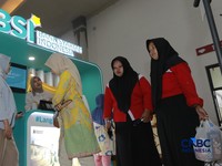 Suasana booth Bank BSI  dalam acara Jogja Financial Festival 2026 di Jogja Expo Center (JEC), Yogyakarta, Jawa Tengah, Sabtu (23/5/2026). (CNBC Indonesia/Muhammad Sabki)