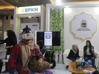 Suasana booth Bank Muamalat dan BPKH dalam acara Jogja Financial Festival 2026 di Jogja Expo Center (JEC), Yogyakarta, Jawa Tengah, Sabtu (23/5/2026). (CNBC Indonesia/Muhammad Sabki)