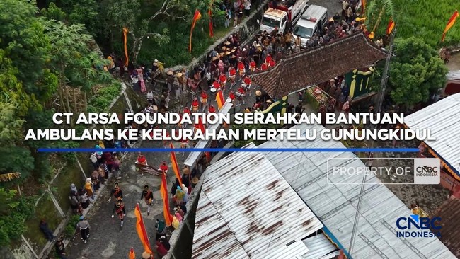 CT Arsa Foundation Serahkan Bantuan Ambulans untuk Kelurahan Mertalu