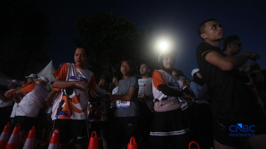 Peserta Jogja Run D-City (JRDC) 2026 yang menjadi bagian dari Jogja Financial Festival di Universitas Gadjah Mada, Yogyakarta, Minggu (24/5/2026) pagi. (CNBC Indonesia/Faisal Rahman)