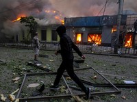 Rusia menghujani ibu kota Ukraina, Kyiv, dengan serangan rudal dan drone besar-besaran pada Minggu (24/5/2026) pagi. (REUTERS/Thomas Peter)