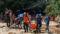 Detik-detik 2 Turis Asing Tewas Terjatuh dari Jembatan Gantung Labuan Bajo