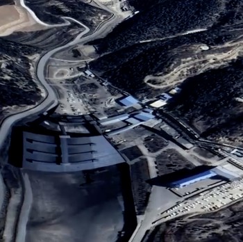 Vidio google earth menujukkan lokasi kejadian setelah ledakan gas di tambang batu bara Liushenyu di Kabupaten Qinyuan, Provinsi Shanxi, Tiongkok, Sabtu (23/5/2026). (via REUTERS TV)