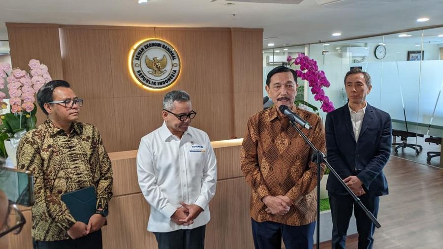 Ketua DEN Luhut B. Panjaitan dan Wakil Menkeu Suahasil Nazara, Senin (25/5/2026). (Istimewa)