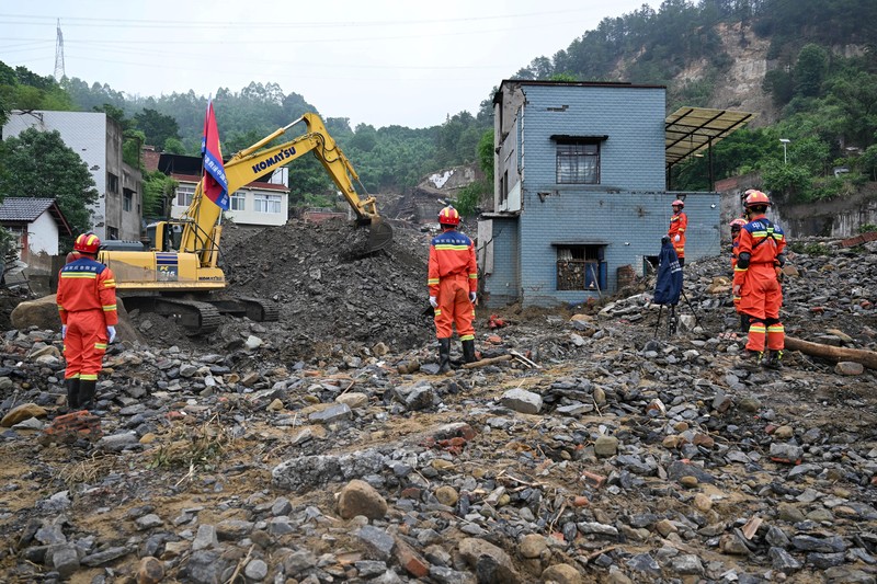 Pemandangan desa Anxi dari udara setelah banjir bandang dan tanah longsor yang dipicu oleh curah hujan ekstrem, di distrik Yongchuan, Chongqing, China, 24 Mei 2026. (cnsphoto via REUTERS)