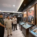 Presiden Republik Indonesia Prabowo Subianto meresmikan renovasi museum dan perpustakaan Sekolah Staf dan Komando Angkatan Darat di Kota Bandung, Senin (25/5/2026). (Dok. BPMI Sekretariat Presiden/Muchlis Jr)