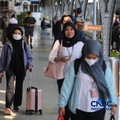 Calon tiba di peron Stasiun Pasar Senen, Jakarta, Selasa (26/5/2026). (CNBC Indonesia/Faisal Rahman)