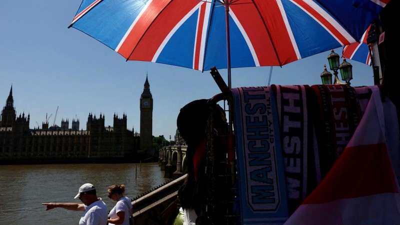 EUROPE-WEATHER/BRITAIN-HEATWAVE