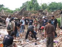 Gempa bumi Yogyakarta dengan kekuatan 6,3 Magnitudo dengan kedalaman 12,5 km pada tahun 2006. (Dok. Pemda DIY via Universitas Islam Indonesia)