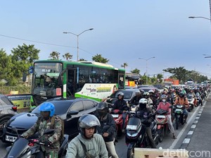 Video Warga Berbondong-bondong ke Madura, Lalin Suramadu Naik 500 Persen