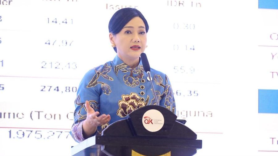 Ketua Dewan Komisioner OJK Friderica Widyasari Dewi dalam sambutannya pada Konferensi Nasional Pengembangan Ekonomi Daerah (KNPED) 2026 dengan tema ‘Akselerasi Pertumbuhan Ekonomi Daerah melalui Sinergi Kebijakan Lintas Sektor’ di Balai Kartini,