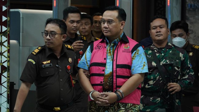 Yeka Hendra Fatika Tersangka Perintangan Kasus CPO, Terima Uang Wilmar