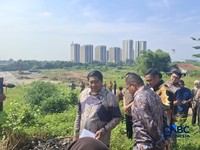 Menteri Perumahan dan Kawasan Permukiman (PKP) Maruarar Sirait kembali melakukan kunjungan proyek pembangunan rumah susun (rusun) di kawasan Meikarta, Kabupaten Bekasi Jawa Barat. (CNBC Indonesia/Chandra Dwi Pranata)