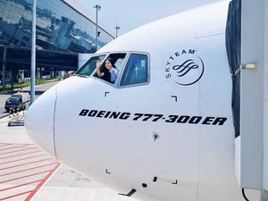Captain Tania Widjaya, Bukan Pilot Perempuan Biasa