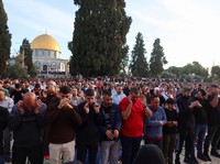 Potret Salat Iduladha di Berbagai Belahan Dunia: Gaza Hingga RI