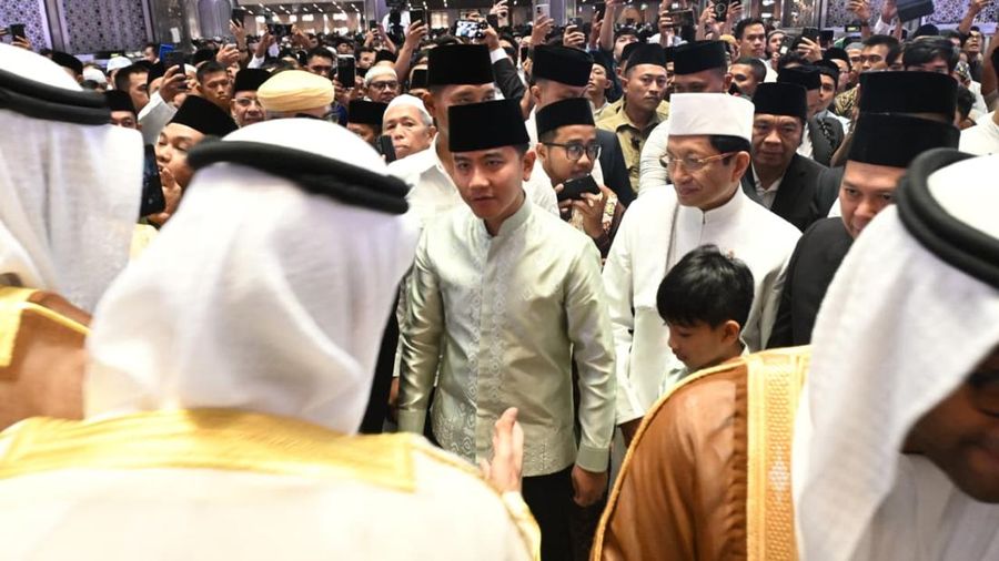 Wakil Presiden GIbran Rakbuming Raka pelaksanaan Salat Iduladha 1447 H/2026 M di Masjid Istiqlal, Jakarta, Rabu (27/05/2026). (Dok. Setwapres)