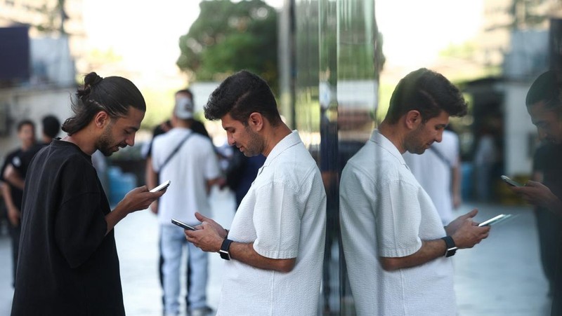 IRAN-CRISIS/INTERNET