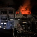Smoke rises from a residential building following an Israeli strike, in Gaza City, May 27, 2026. REUTERS/Dawoud Abu Alkas