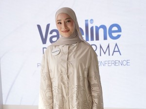 Video: Nikita Willy Cek Kulit Pakai Device AI, Begini Hasilnya