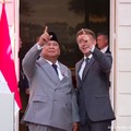 Foto: Presiden Republik Indonesia Prabowo Subianto mengadakan pertemuan dengan Presiden Republik Prancis Emmanuel Macron di Istana Élysée, Paris, Prancis, Kamis (28/5/2026) malam WIB. (Tangkapan Layar YouTube Sekretariat Presiden)
