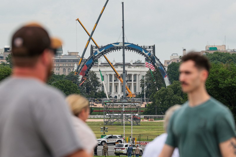 Construction is underway on a temporary arena that will host the UFC Freedom 250 fight card in June on the South Lawn of the White House in Washington, D.C., U.S., May 27, 2026. REUTERS/Kylie Cooper