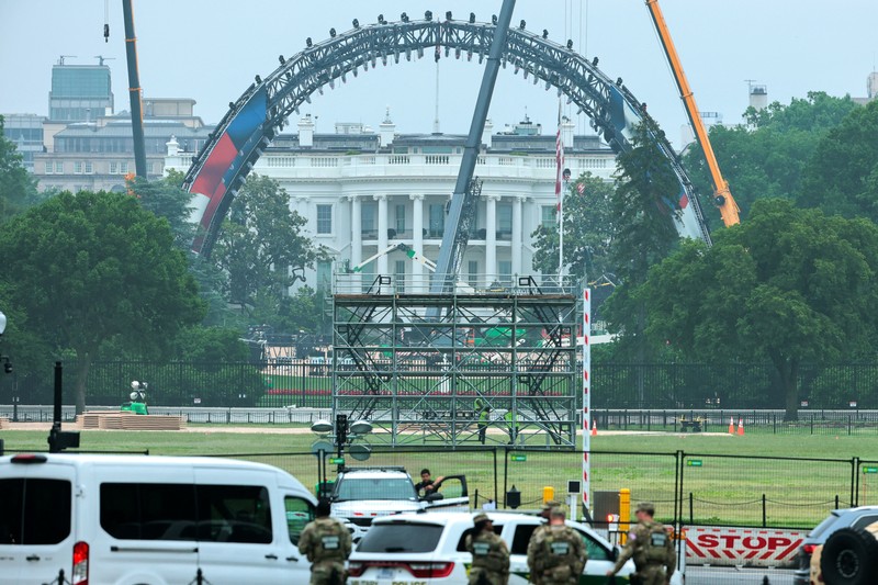 Construction is underway on a temporary arena that will host the UFC Freedom 250 fight card in June on the South Lawn of the White House in Washington, D.C., U.S., May 27, 2026. REUTERS/Kylie Cooper