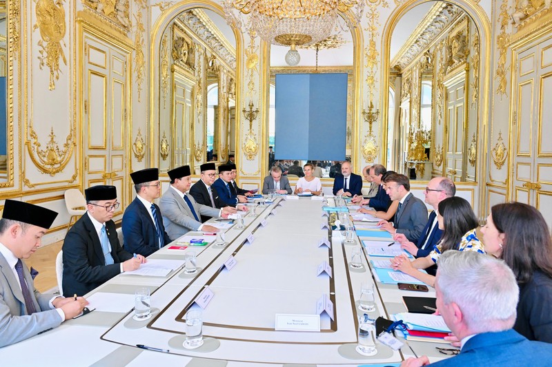Bilateral dengan Presiden Macron di Istana &Eacute;lys&eacute;e, Paris. (Biro Pers Sekretariat Presiden RI/Laily Rachev)