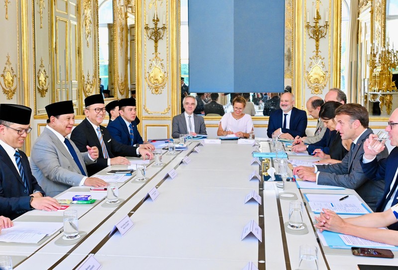 Bilateral dengan Presiden Macron di Istana &Eacute;lys&eacute;e, Paris. (Biro Pers Sekretariat Presiden RI/Laily Rachev)