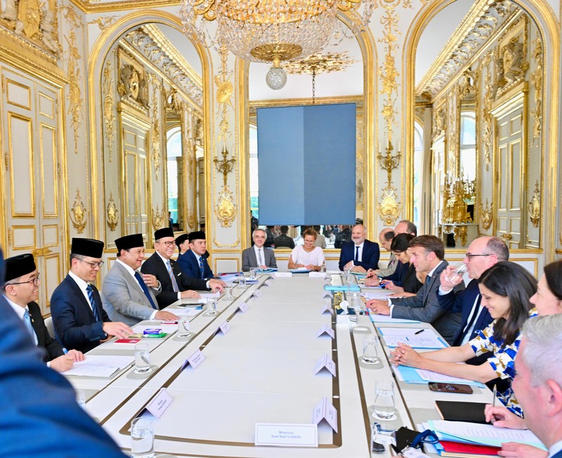 Bilateral dengan Presiden Macron di Istana &Eacute;lys&eacute;e, Paris. (Biro Pers Sekretariat Presiden RI/Laily Rachev)