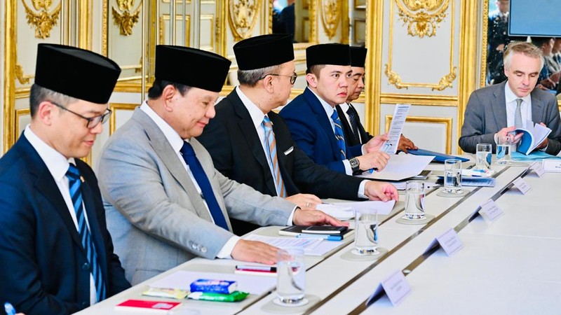 Bilateral dengan Presiden Macron di Istana Élysée, Paris. (Biro Pers Sekretariat Presiden RI/Laily Rachev)