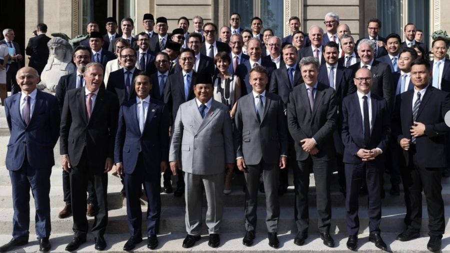 Presiden menghadiri Forum CEO Indonesia–Prancis bersama Presiden Prancis Emmanuel Macron. (Instagram/PresidenRepublikIndonesia)