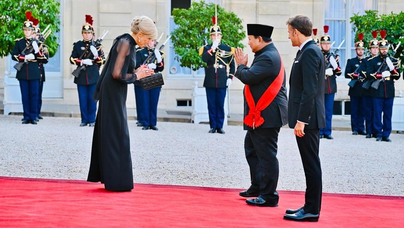 Presiden RI Prabowo Subianto Menghadiri Jamuan santap malam kenegaraan di Salle des Fêtes, Istana Élysée, Paris. (Biro Pers Sekretariat Presiden RI/Laily Rachev)