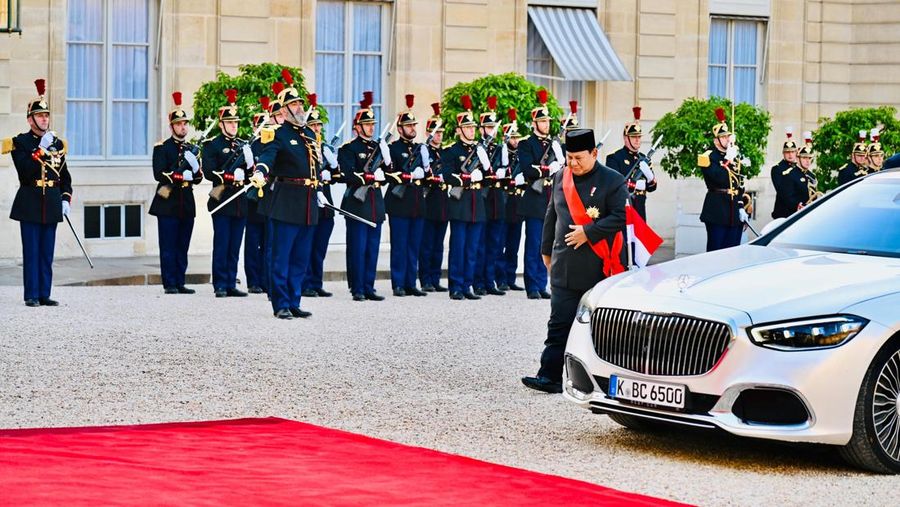 Presiden RI Prabowo Subianto Menghadiri Jamuan santap malam kenegaraan di Salle des Fêtes, Istana Élysée, Paris. (Biro Pers Sekretariat Presiden RI/Laily Rachev)
