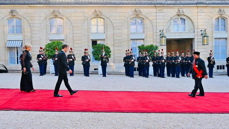 Presiden RI Prabowo Subianto Menghadiri Jamuan santap malam kenegaraan di Salle des Fêtes, Istana Élysée, Paris. (Biro Pers Sekretariat Presiden RI/Laily Rachev)