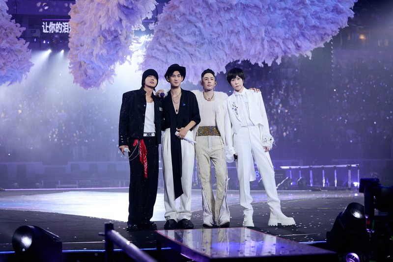 Konser F✦FOREVER sukses menghibur penggemar saat digelar di hari kedua, Jumat (29/5/2026) malam. (Dok. Color Asia Live)