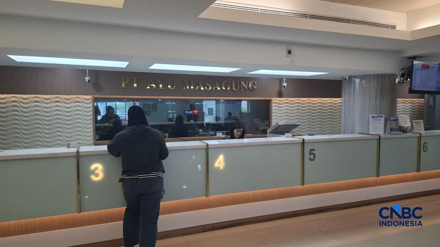 Suasana money changer di Kwitang, Jakarta Pusat, Jumat (29/5/2026)