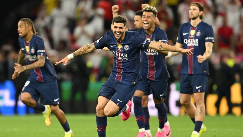 Lucas Berlado melakukan selebrasi pada laga Final UEFA Champions League antara Paris St Germain melawan Arsenal pada di Puskas Arena, Budapest, Hungaria, Sabtu (30/5/2026). (REUTERS/Angelika Warmuth)
