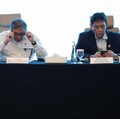 Menko Perekonomian Airlangga Hartarto (kiri) dan Menteri Keuangan Purbaya Yudhi Sadewa (kanan) saat konferensi Pers kesiapan operasional PT Danantara Sumberdaya Indonesia di Wisma Danantara, Jakarta, Minggu (31/5/2026). (REUTERS/Ajeng Dinar Ulfiana)