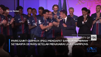 Juarai Liga Champions, PSG Rayakan Kemenangan bersama Presiden Macron