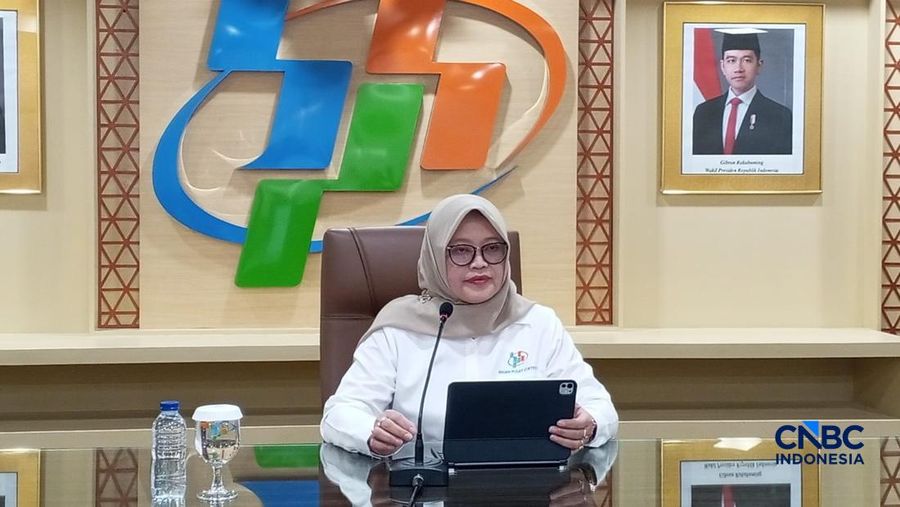 Deputi Bidang Metodologi dan Informasi Statistik BPS Pudji Ismartini saat konferensi pers di Kantor Pusat BPS, Jakarta, Selasa (2/6/2026). (CNBC Indonesia/Robertus Andrianto)
