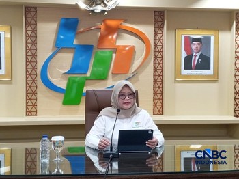 Deputi Bidang Metodologi dan Informasi Statistik BPS Pudji Ismartini saat konferensi pers di Kantor Pusat BPS, Jakarta, Selasa (2/6/2026). (CNBC Indonesia/Robertus Andrianto)