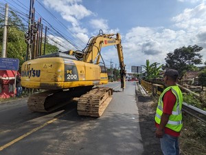 Jembatan Gondang 1 Jalur Utama Tulungagung-Trenggalek Ditutup Total
