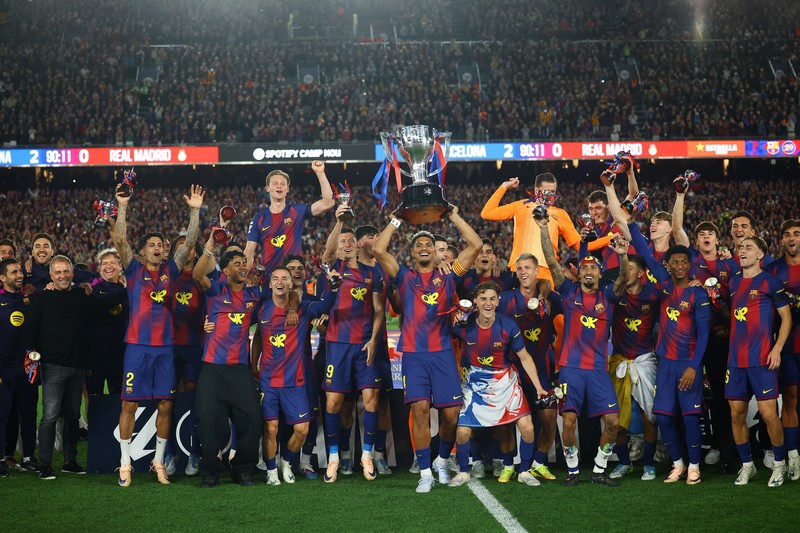 Klub sepak bola Real Madrid di Santiago Bernabeu, Spanyol. (REUTERS/Kacper Pempel)