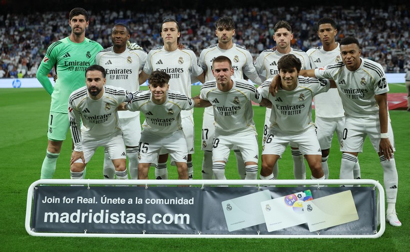 Klub sepak bola Real Madrid di Santiago Bernabeu, Spanyol. (REUTERS/Kacper Pempel)