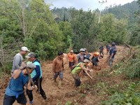 Peristiwa tanah longsor terjadi di Desa Leppangeng, Kecamatan Pitu Riase, Kabupaten Sidenreng Rappang, Provinsi Sulawesi Selatan, pada Sabtu (30/5). (Dok. BPBD Kabupaten Sidenreng Rappang)